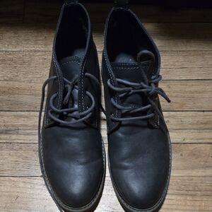 Izod Black Chukka Boots Smooth Leather